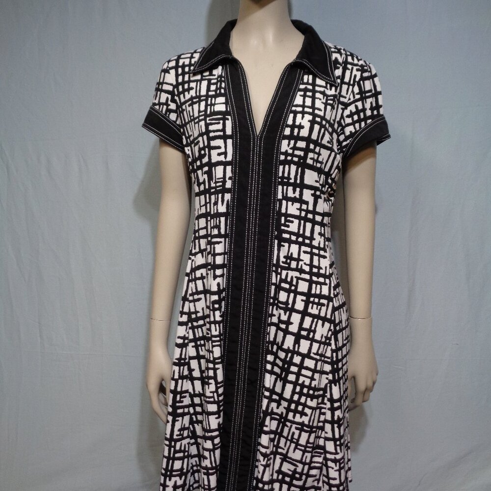 Dress Barn black and white patterned dress in size 8